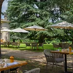 Pey La Tour - Logis & Restaurant Salleboeuf