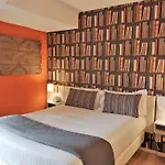 Pey La Tour - Logis & Restaurant فندق 3*