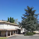 Pey La Tour - Logis & Restaurant Hotel 3*