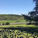 Pey La Tour - Logis & Restaurant فندق 3*