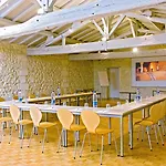 Pey La Tour - Logis & Restaurant Hotel Salleboeuf
