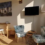 فندق Pey La Tour - Logis & Restaurant 3*