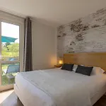 Pey La Tour - Logis & Restaurant Salleboeuf