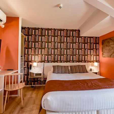 Hotel Pey La Tour - Logis & Restaurant 3*