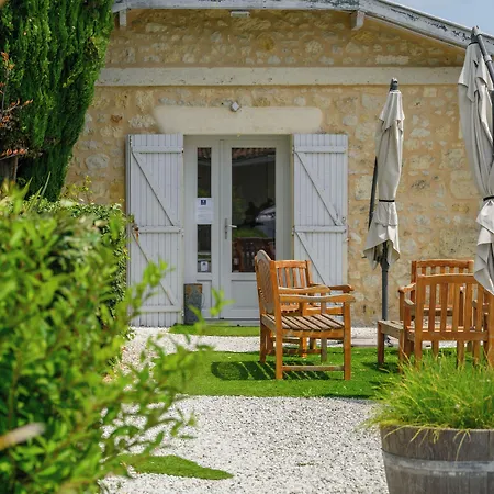Les Secrets Château Pey La Tour 3*