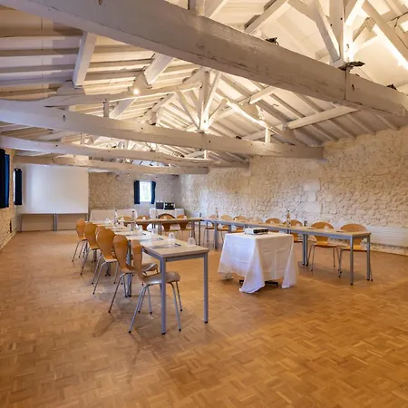 Les Secrets Château Pey La Tour Hotel 3*