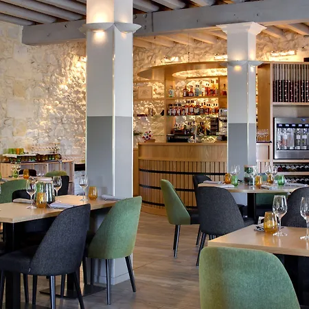 Les Secrets Château Pey La Tour Hotel 3*