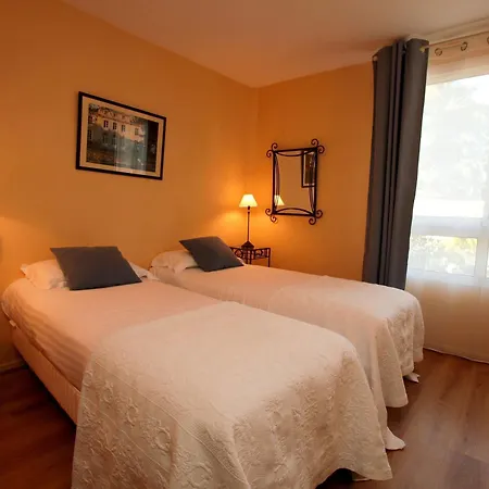 Les Secrets Château Pey La Tour 3*